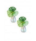 Blauwe oorhangers met groene glas kralen