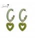 Groene Oorhangers met Harten Bedel - Elegantie en Speelsheid